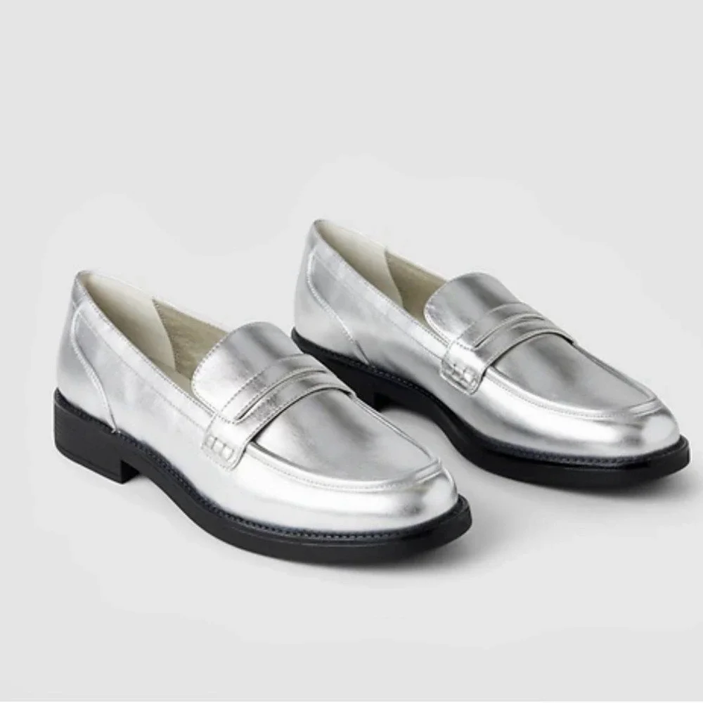 GAP Metallic Silver Vegan Leather Slip‎ On  Loafers Flats Women's Size: 9 NWT